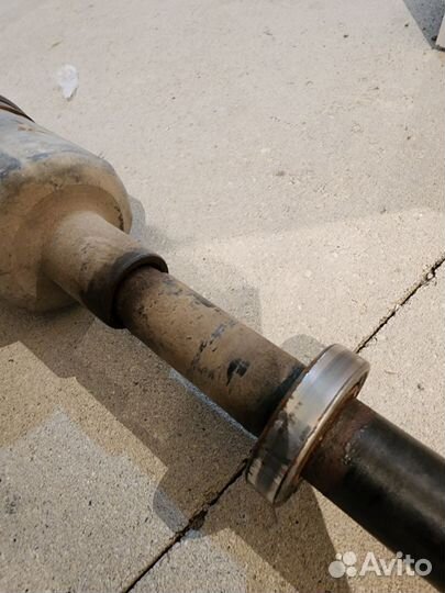 Привод левый GLK