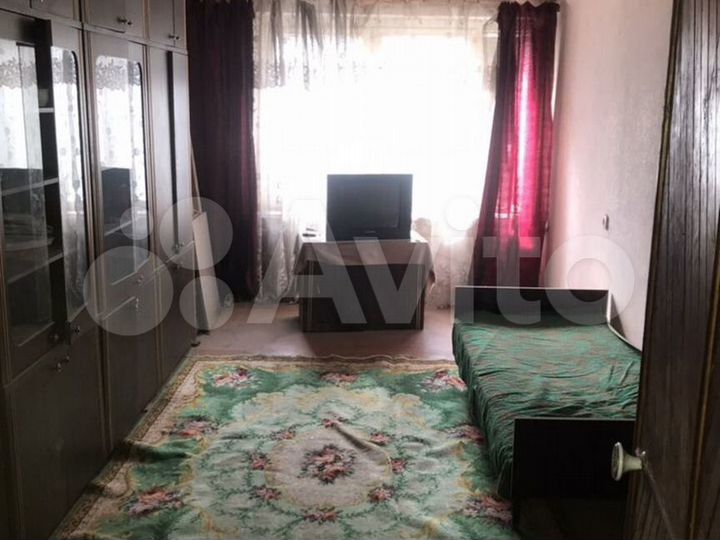 3-к. квартира, 60 м², 1/5 эт.