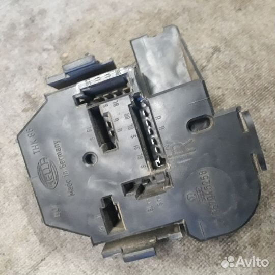 Плата заднего правого фонаря VW Пассат Б3 седан