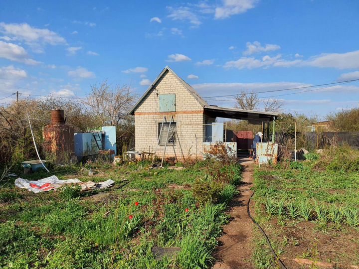 Дача 20 м² на участке 5 сот.