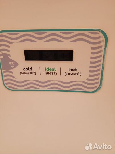 Ванночка для купания с отверстием для слива воды