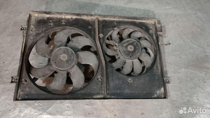 Вентилятор охлаждения Volkswagen Bora 2000