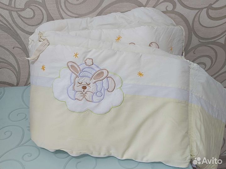 Мягкие бортики для детской кроватки