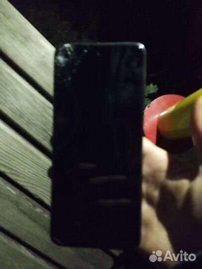 Мобильные телефоны