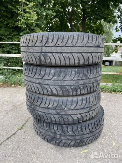 Bridgestone Ice Cruiser 7000 185/65 R15