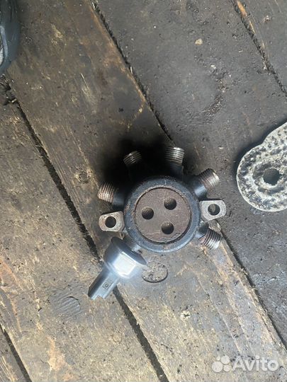 Рейка топливная рено дача