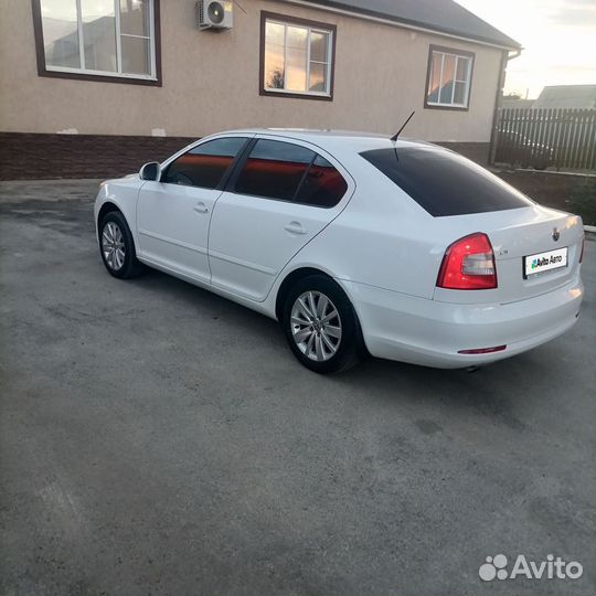 Skoda Octavia 1.6 МТ, 2012, 249 300 км