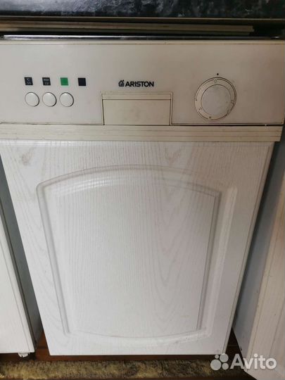 Посудомоечная машина Ariston KLS 43