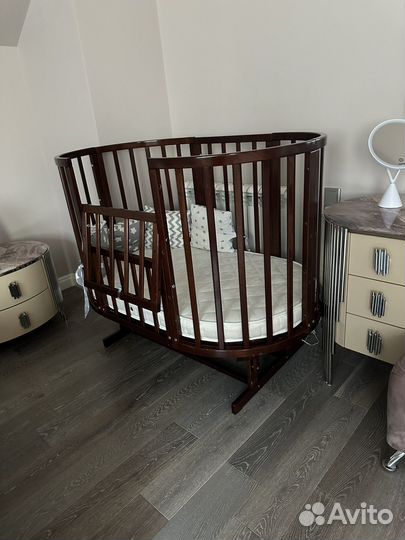 Детская кроватка трансформер круглая