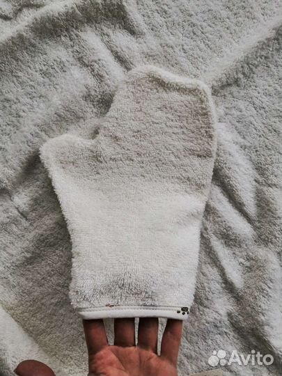 Полотенце-уголок с варежкой новое