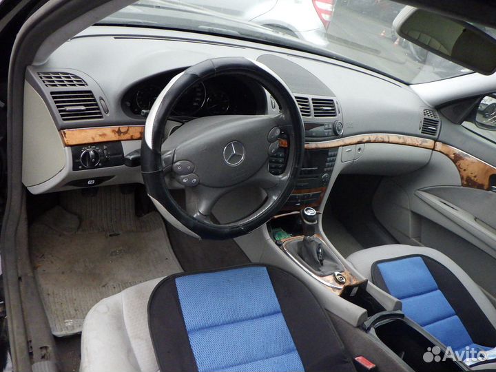 Шторка безопасности mercedes benz E-class W211 200