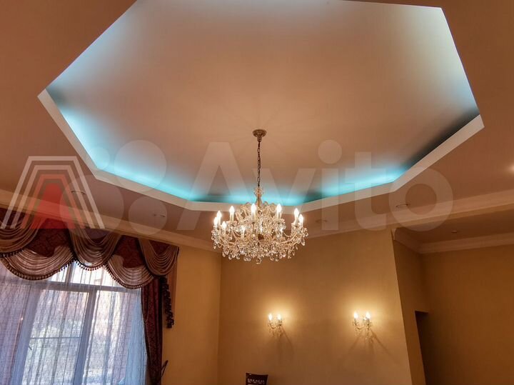 Коттедж 550 м² на участке 16 сот.