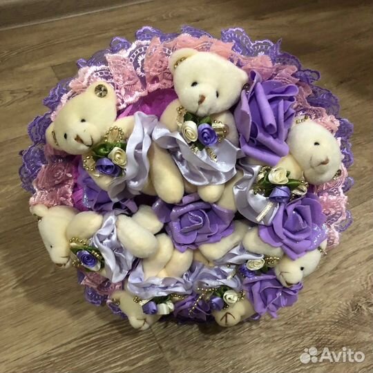 Мишки в букете