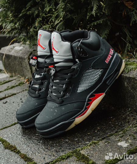 Кроссовки с отличной амортизацией для комфорта