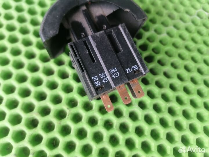 Кнопка аварийка Опель Астра Г