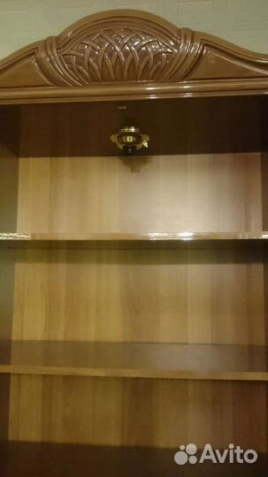 Витрина стенка горка буфет для посуды Италия