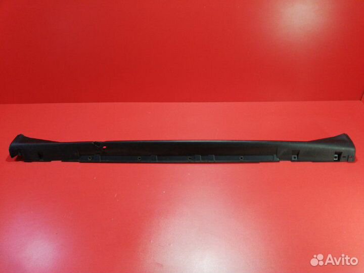 Накладка порога наружная левая Nissan Juke F15