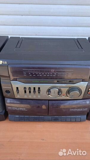 Кассетный магнитофон