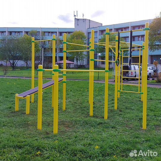 Спортивная площадка уличная