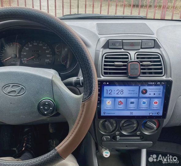 Магнитола Hyundai Accent