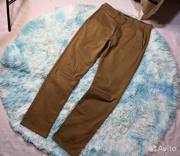 Брюки бежевые Levi's