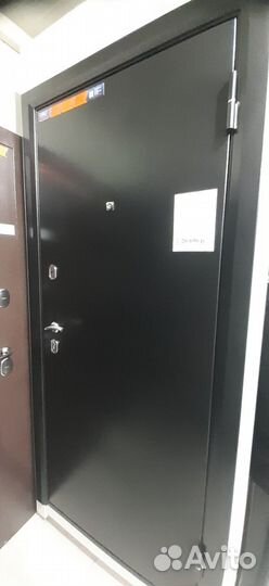 Дверь входная металлическая 860 Правая