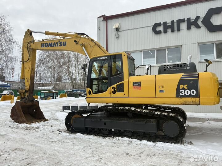 Гусеничный экскаватор Komatsu PC300-8M0, 2018