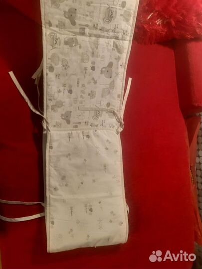 Бортики в кровать