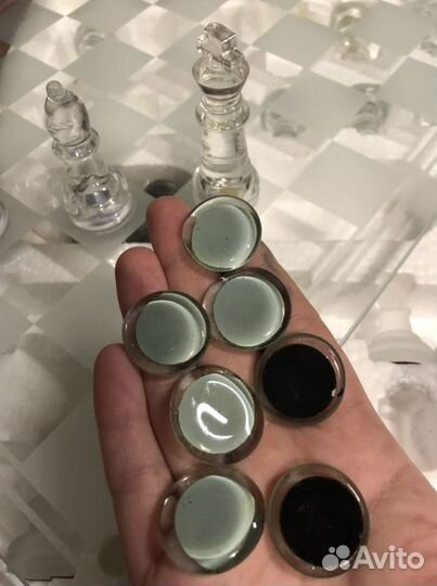 Стеклянные шахматы и шашки