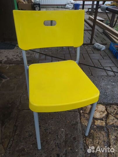 Стул пластиковый IKEA