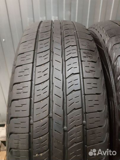 Kumho Road Venture APT KL51 225/75 R16