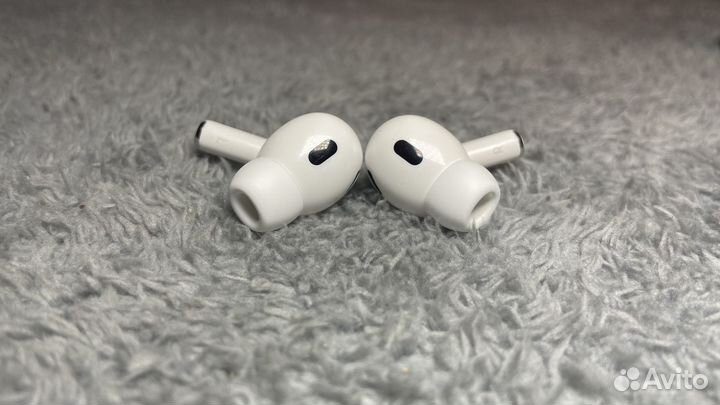 AirPods Pro 2 оригинал, на лайтинге