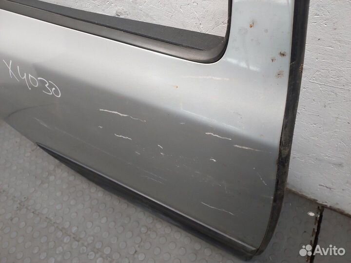 Дверь правая задняя Skoda Octavia (A5)