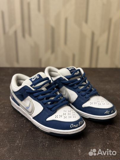 Nike sb dunk Low Born x Raised оригинал