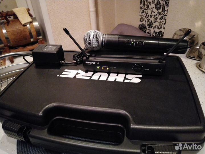 Радиосистема Shure UHF UT4 SM58