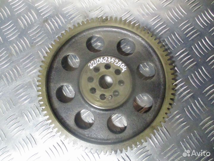 Шестерня Volvo 8131386