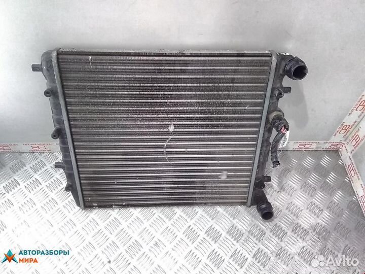 Радиатор (основной) Volkswagen Fox 2 2005