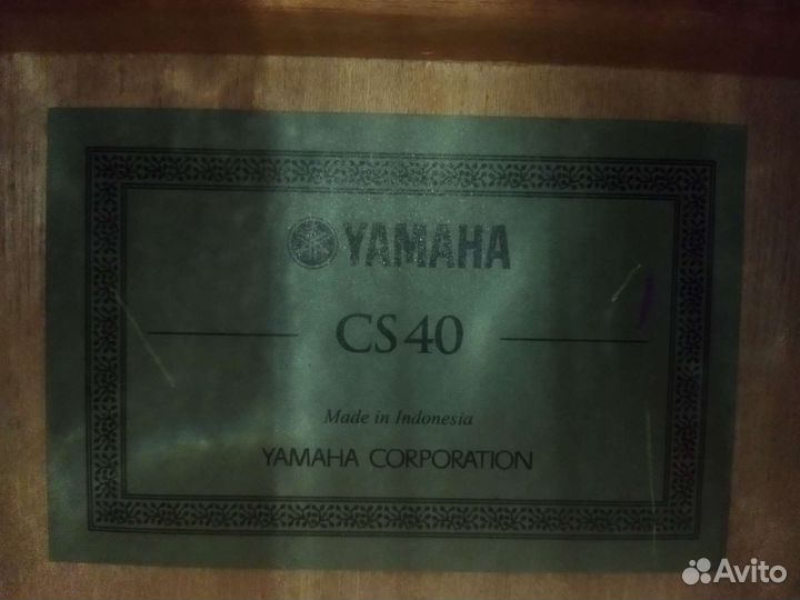 Гитара yamaha cs40