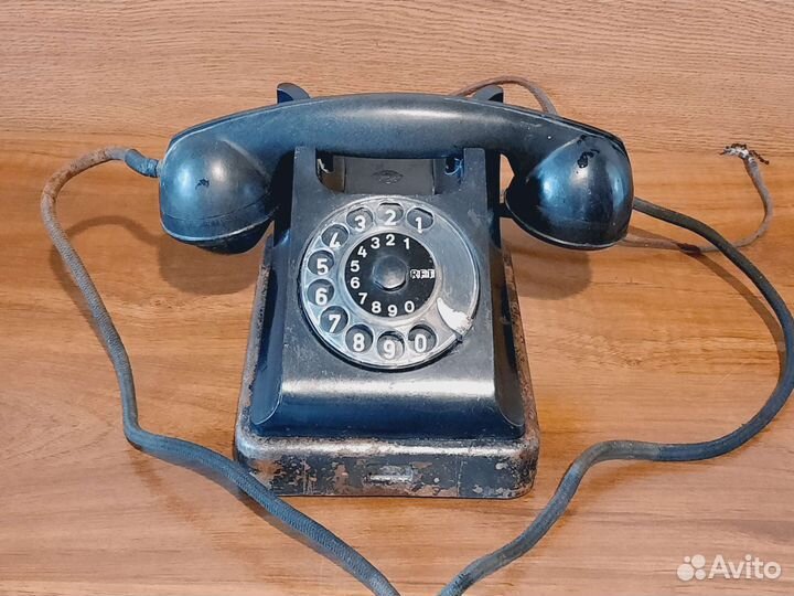 Старинный телефон СССР