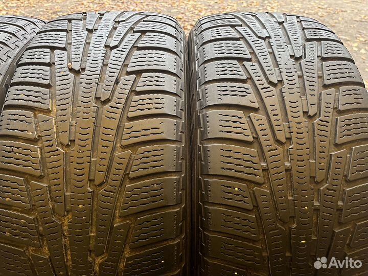Nokian Tyres Hakkapeliitta R SUV 235/55 R18 104R