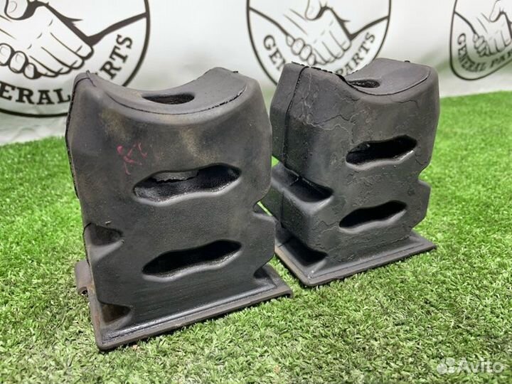 Отбойник моста Toyota Land Cruiser Prado KZJ95 1KZ