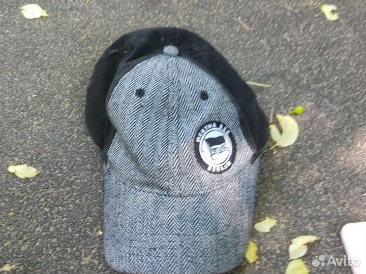 Кепка в хорошем состоянии