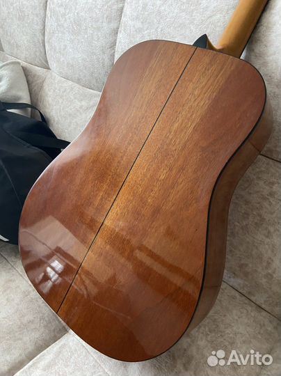 Гитара Greg Bennet D1