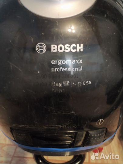 Пылесос Bosch BSG 82485/01 на запчасти