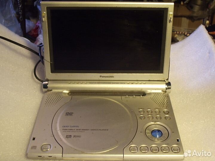 Два портативных dvd плеера Panasonic dvd-la95