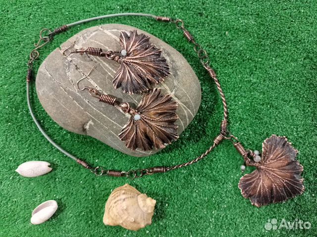 Набор : Подвеска + серьги. Медь, натур. камни