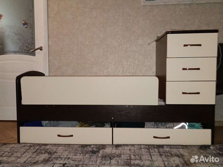 Детская кроватка трансформер с маятником