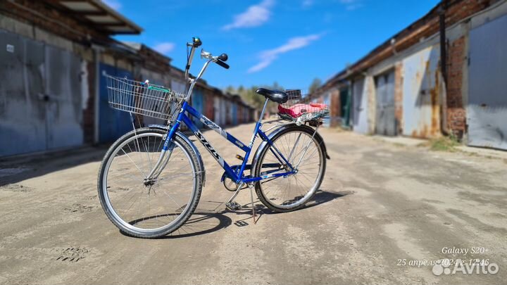 Велосипед взрослый Stels Navigator 300