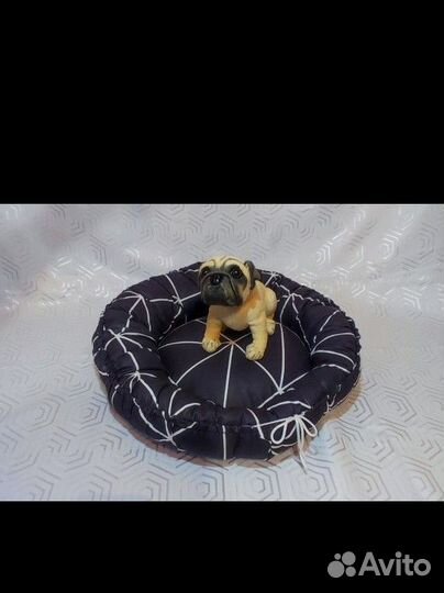 Лежанки для кошек и собак