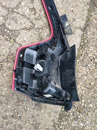 Фонарь правый задний Вольво хс90 II